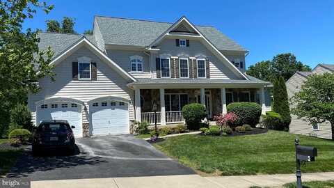 3325 DONDIS CREEK DRIVE, TRIANGLE, VA 22172