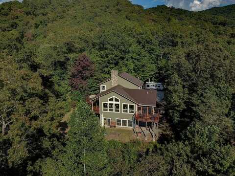 425 Sawmill Creek Rd, Bryson City, NC 28713