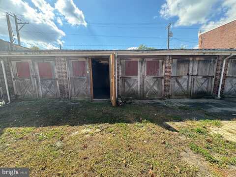 203 E SLOCUM STREET, PHILADELPHIA, PA 19119