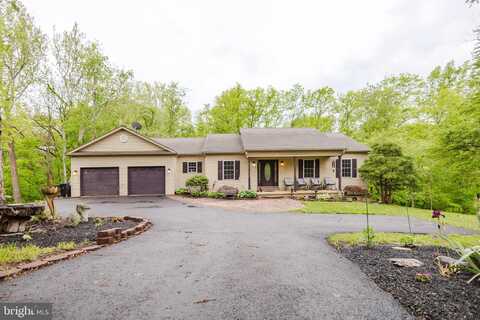 333 WHITE OAKS DRIVE, MARTINSBURG, WV 25401