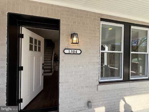 1304 S STREET SE, WASHINGTON, DC 20020