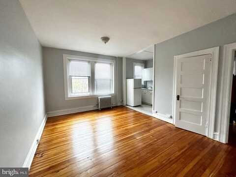 307 DOLPHIN STREET, BALTIMORE, MD 21217