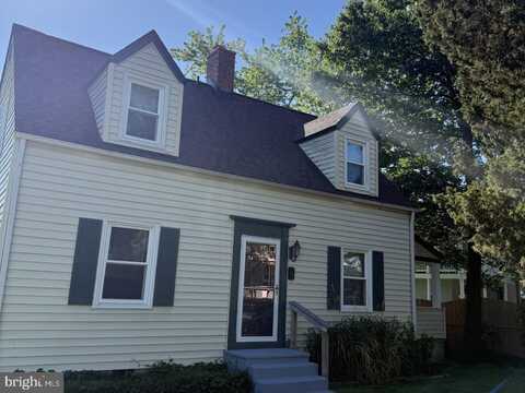 711 TAGGART, COLONIAL BEACH, VA 22443