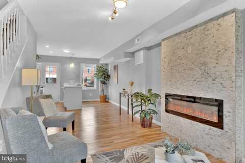 3821 LYNDALE AVENUE, BALTIMORE, MD 21213