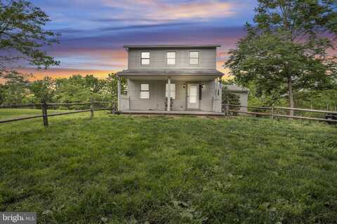 284 FUHRMAN DRIVE, HALIFAX, PA 17032