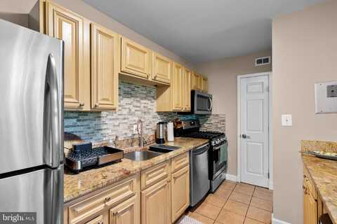 5200 CROSSFIELD COURT, ROCKVILLE, MD 20852
