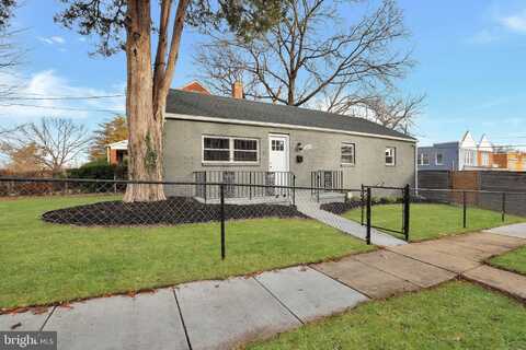 5200 AMES STREET NE, WASHINGTON, DC 20019