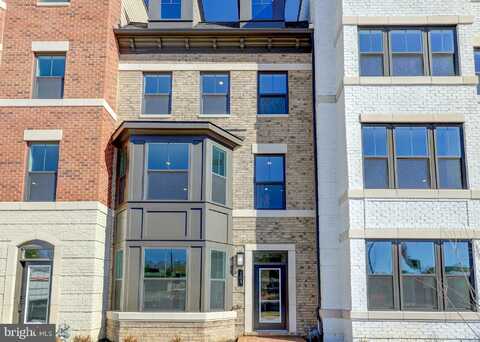 104 MARKET SQUARE NW, VIENNA, VA 22180