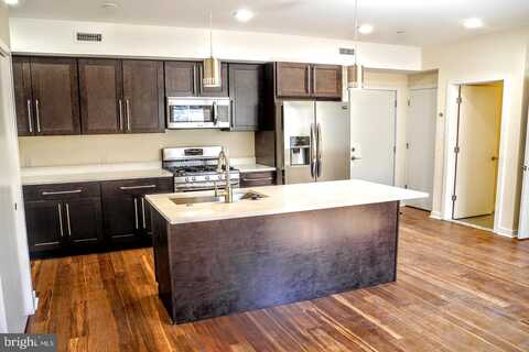 934 S 5TH STREET, PHILADELPHIA, PA 19147