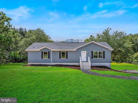 17 APPLE ORCHARD TRAIL, BERKELEY SPRINGS, WV 25411