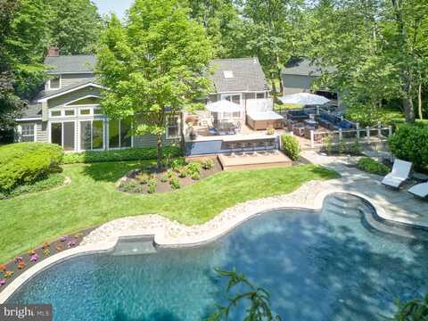 2395 VALLEY ROAD, JAMISON, PA 18929