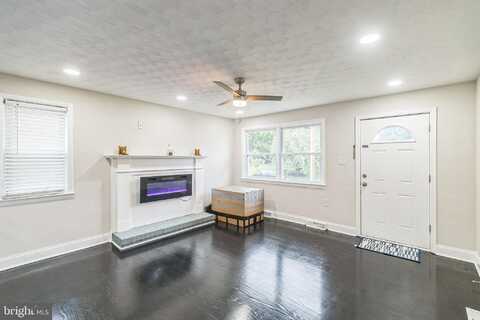 1709 REAVES STREET, WINCHESTER, VA 22601