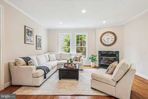 2227 N ALBEMARLE STREET, ARLINGTON, VA 22207
