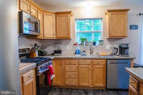 402 SIEGFRIED, CHESILHURST, NJ 08089