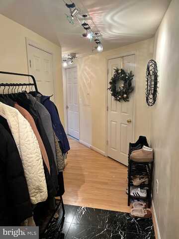 3830 9TH STREET N, ARLINGTON, VA 22203