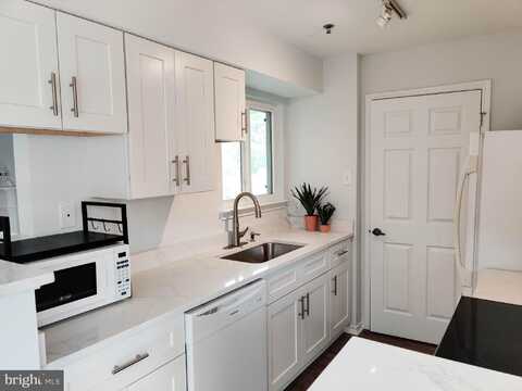 1504 LINCOLN WAY, MCLEAN, VA 22102