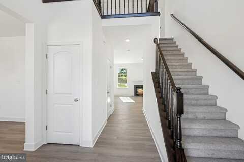 87 EAGLE LANE, HANOVER, PA 17331