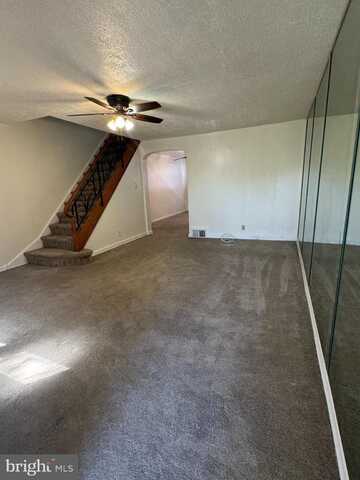 181 E WALNUT PARK DRIVE, PHILADELPHIA, PA 19120