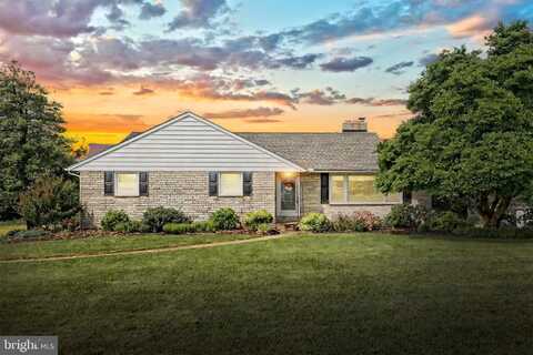 1184 NEW BRIDGEVILLE ROAD, RED LION, PA 17356