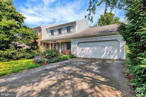 18 BROOKVIEW DRIVE, LITITZ, PA 17543
