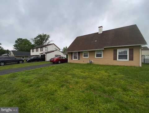 31 PEMBROOK LANE, WILLINGBORO, NJ 08046