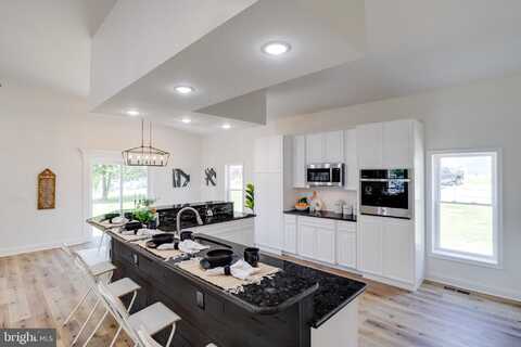 198 E KINGSTON PARK LANE, MIDDLE RIVER, MD 21220