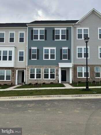 1743 RIVERBLUFF AVENUE, DUMFRIES, VA 22026