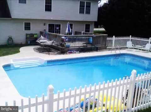 2785 SPARROW DRIVE, YORK, PA 17408