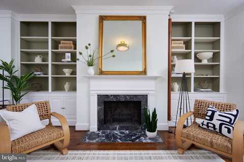 2009 HILLYER PLACE NW, WASHINGTON, DC 20009