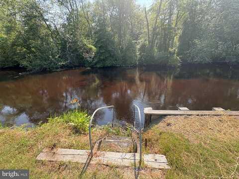 328 RIVERSIDE DRIVE, VINELAND, NJ 08360