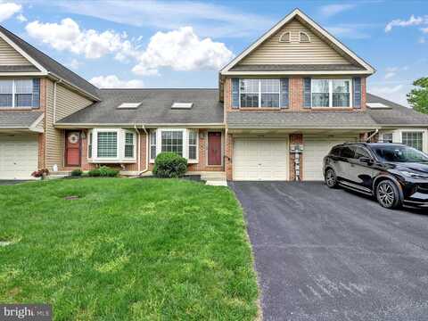 5496 GROUSE DRIVE, HARRISBURG, PA 17111