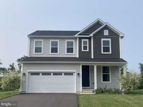2052 MANDARIN DRIVE, CHAMBERSBURG, PA 17202