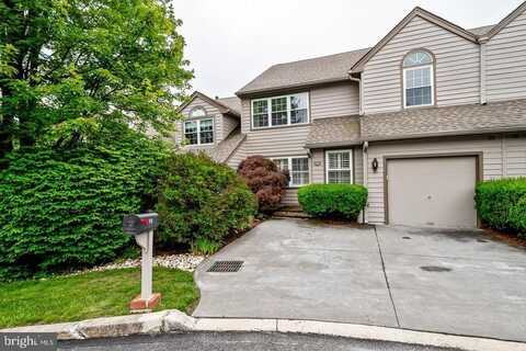 18 MANCHESTER COURT, BERWYN, PA 19312