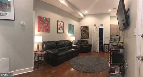 723 SANSOM STREET, PHILADELPHIA, PA 19106