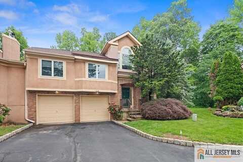 124 Kingsland Circle, Brunswick Gardens, NJ 08852