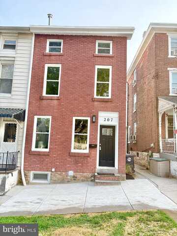 207 E 8TH AVENUE, CONSHOHOCKEN, PA 19428