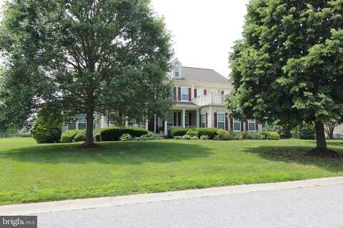 802 CHESAPEAKE COURT, NEWARK, DE 19702