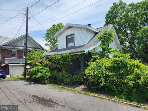 30 CLUBHOUSE LANE, RIDGELEY, WV 26753