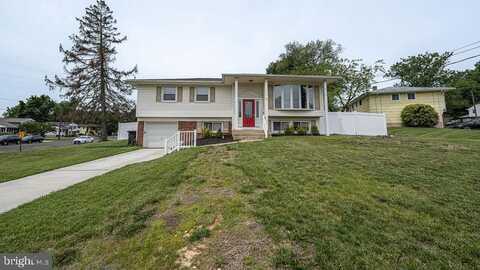 29 HOLYOKE DRIVE, DELRAN, NJ 08075