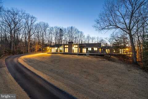 20 CESSNA LANE, FREDERICKSBURG, VA 22405