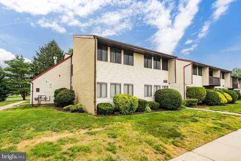 2 E AVON DRIVE, HIGHTSTOWN, NJ 08520