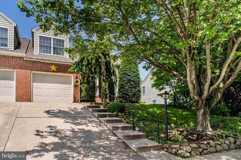 10 ROUND RIDGE ROAD, MECHANICSBURG, PA 17055