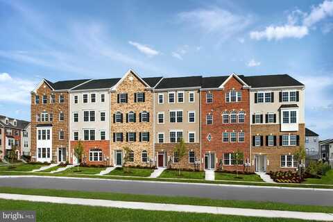 10746 PRESIDENTAL PARKWAY, UPPER MARLBORO, MD 20772