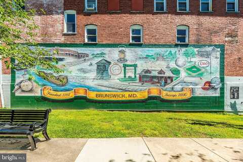 21 E D STREET, BRUNSWICK, MD 21716