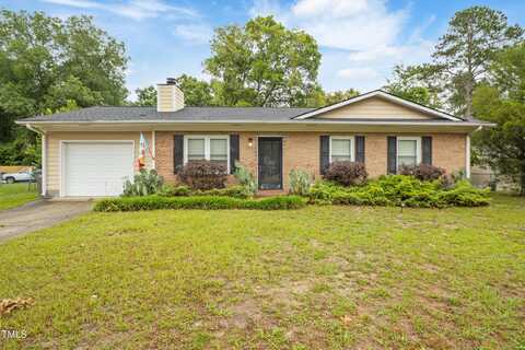 6424 Bretton Woods Drive, Hope Mills, NC 28348