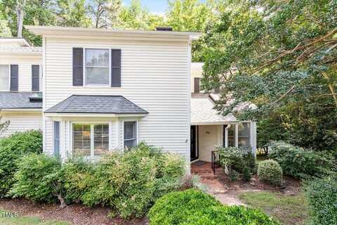 352 Weymouth Close, Pittsboro, NC 27312