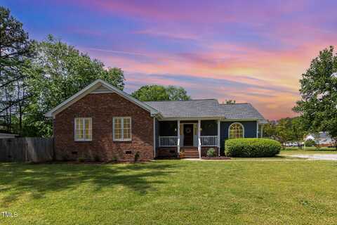 500 Hunters Ridge Drive, Fuquay Varina, NC 27526