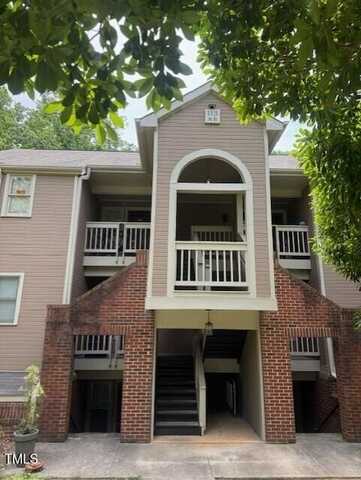 113 Abingdon Court, Cary, NC 27513