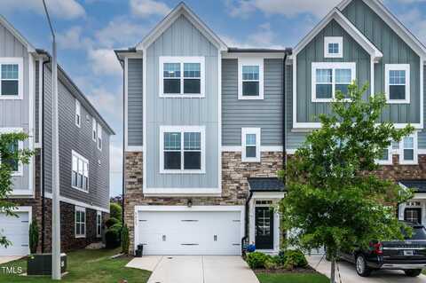 8415 Zinc Autumn Path, Raleigh, NC 27615