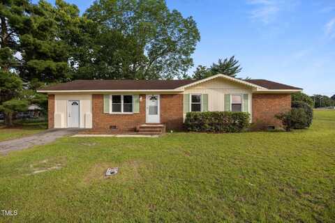 54 Rolling Springs Drive, Spring Lake, NC 28390